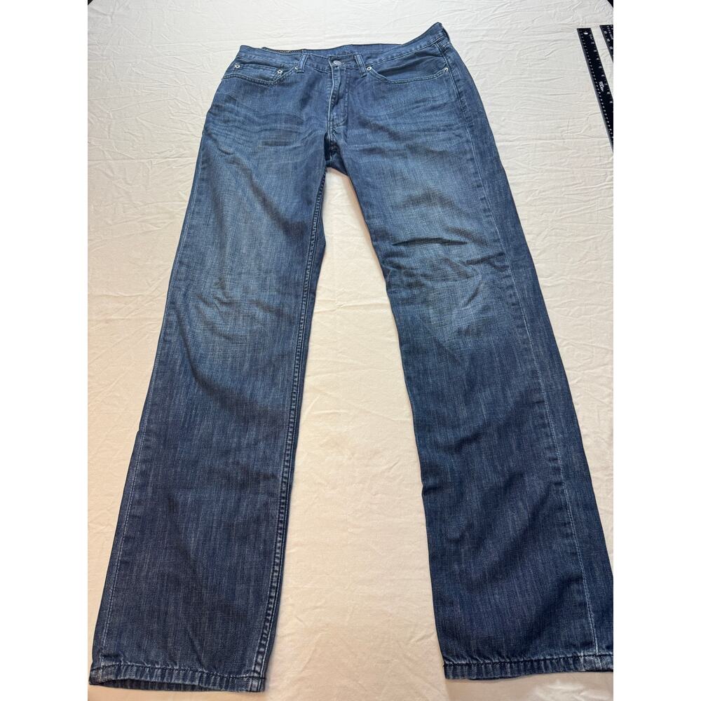 Levi’s 514 Straight Fit Men’s Jeans Blue Wash Size 34x34‎